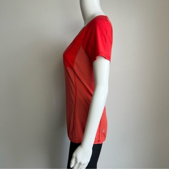Lululemon Run: Fast Track Short Sleeve in Love Red - S - Picture 4 of 8